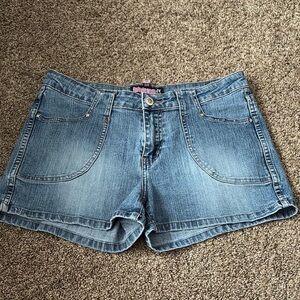 Y2K Bubblegum Jean Shorts